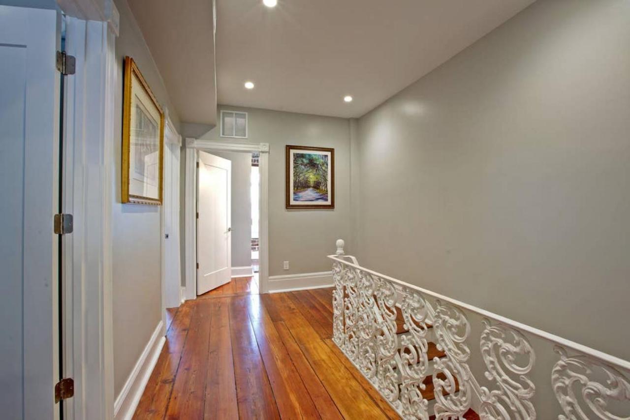 Newly Renovated 4 Bed 3 Bath And 2 Parking Spots Villa Savannah Exteriör bild
